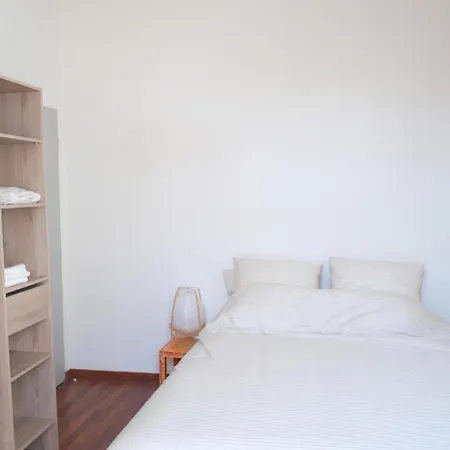 T2 - Chartrons * Bordeaux